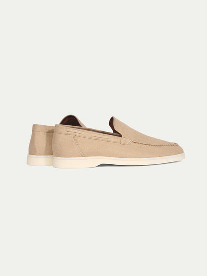 Loafers i mocka i yachtstil