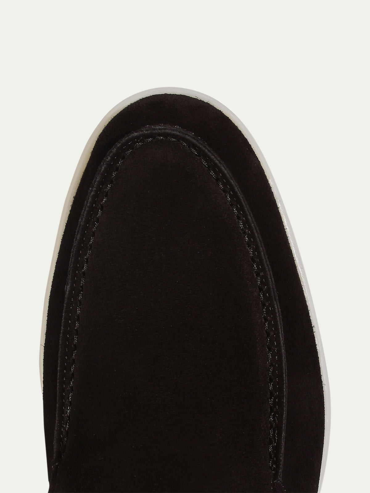 Loafers i mocka i yachtstil