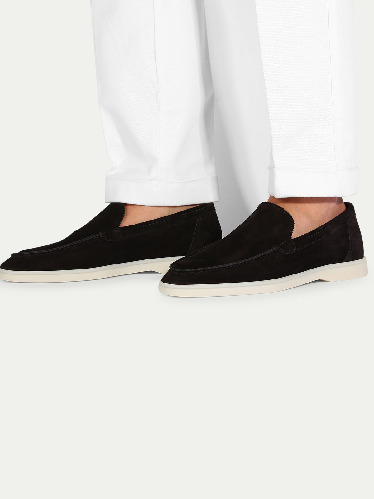 Loafers i mocka i yachtstil