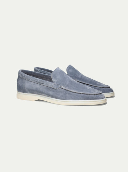 Loafers i mocka i yachtstil