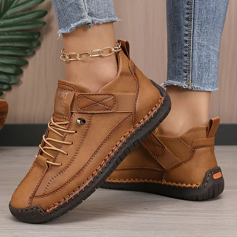 MIA ORTHOPEDISKA SNEAKERS